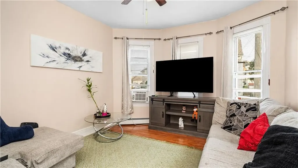 57 Algonquin Street Providence RI 02907