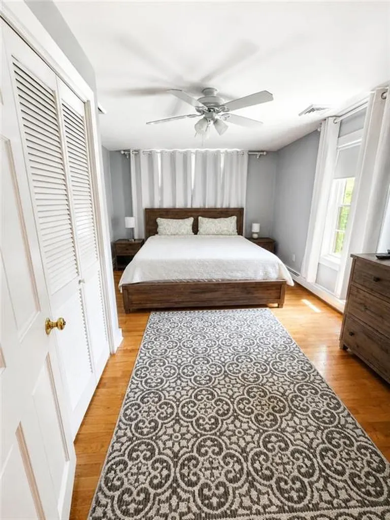 30 Gibson Avenue Narragansett RI 02882