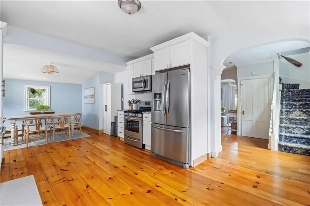 101 Sheldon Street Cranston RI 02905