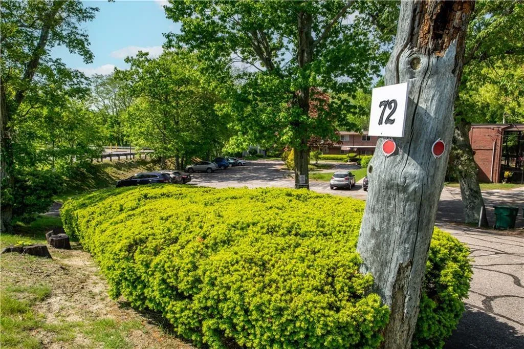 72 W Shore Road Warwick RI 02889