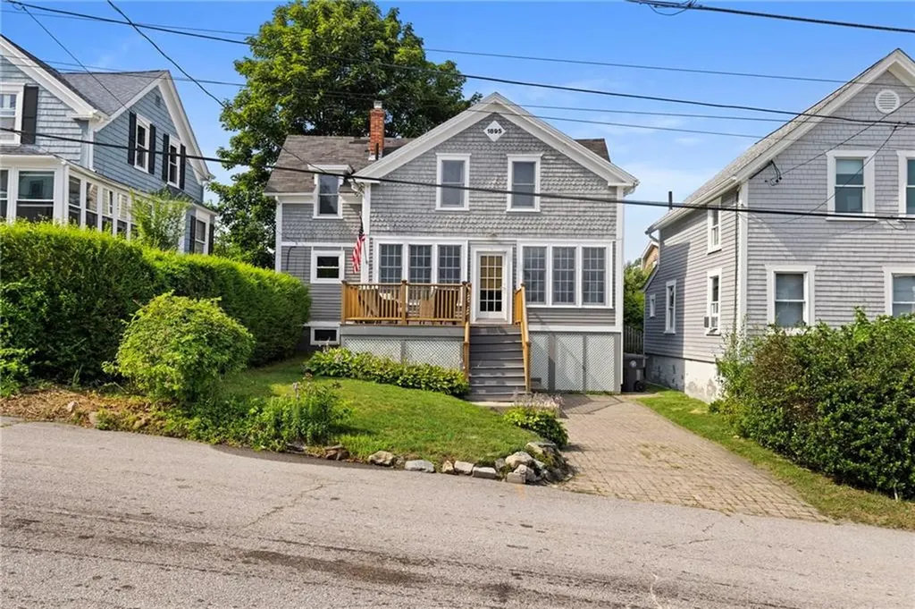 11 Spring Garden Street Warwick RI 02888