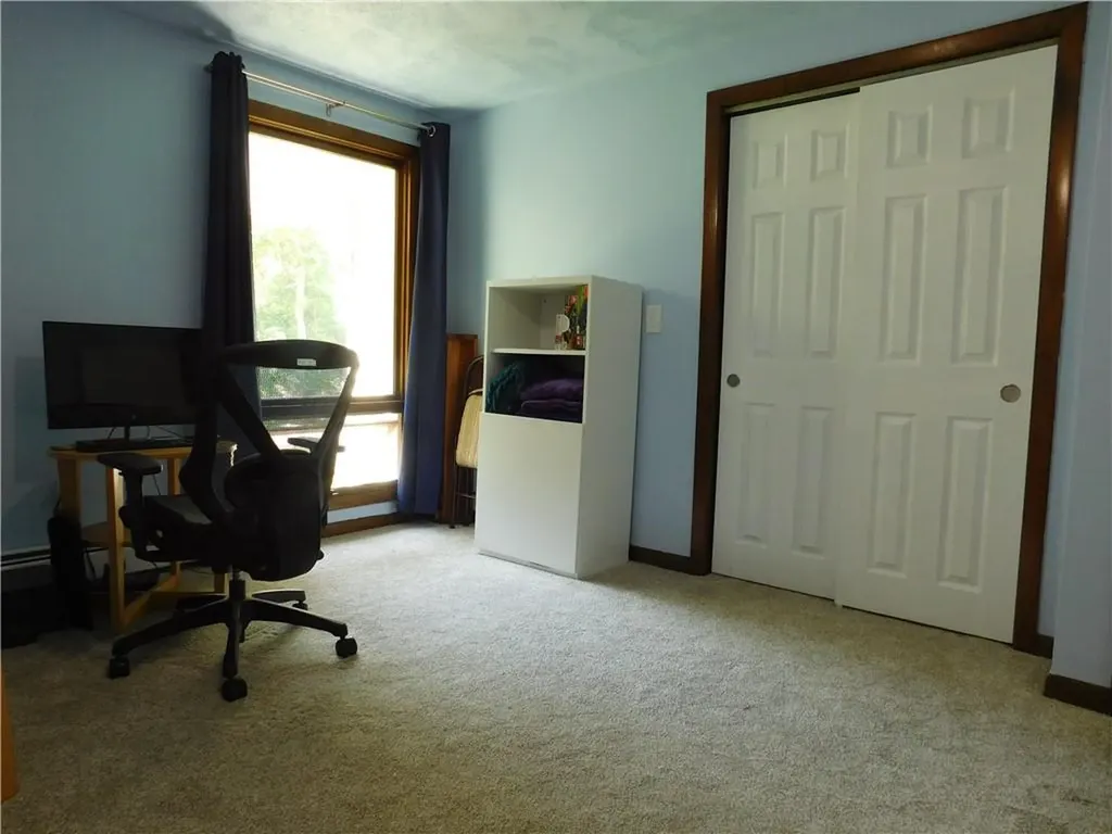 4 Glendale Circle North Kingstown RI 02852