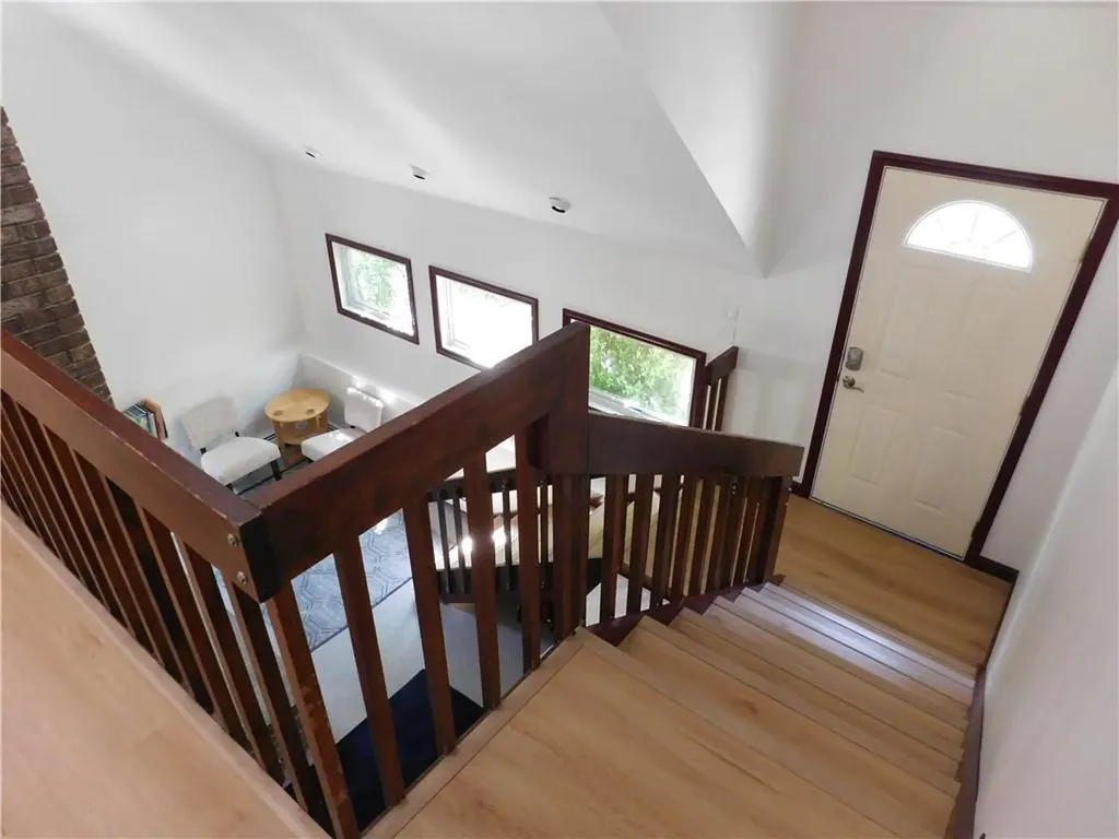 4 Glendale Circle North Kingstown RI 02852