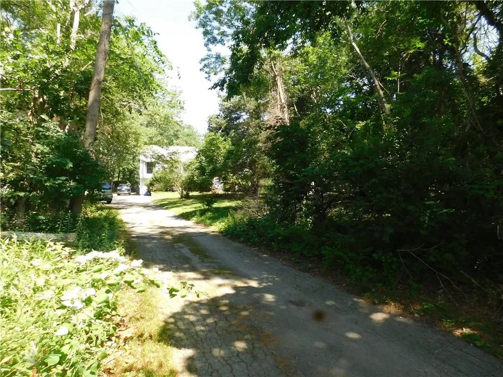 4 Glendale Circle North Kingstown RI 02852