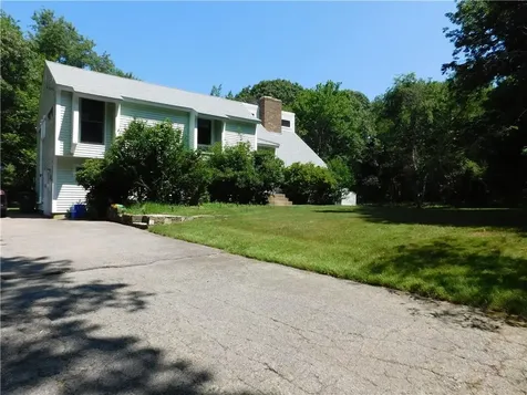 4 Glendale Circle North Kingstown RI 02852