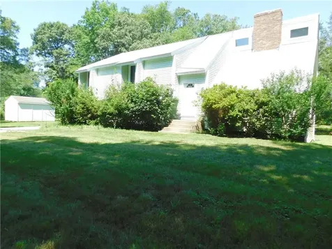 4 Glendale Circle North Kingstown RI 02852