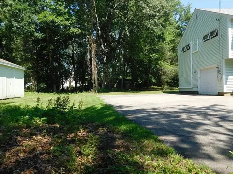 4 Glendale Circle North Kingstown RI 02852