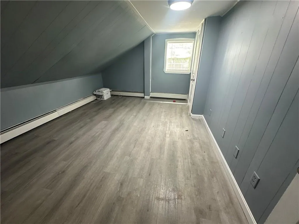 107 Earl Street West Warwick RI 02893