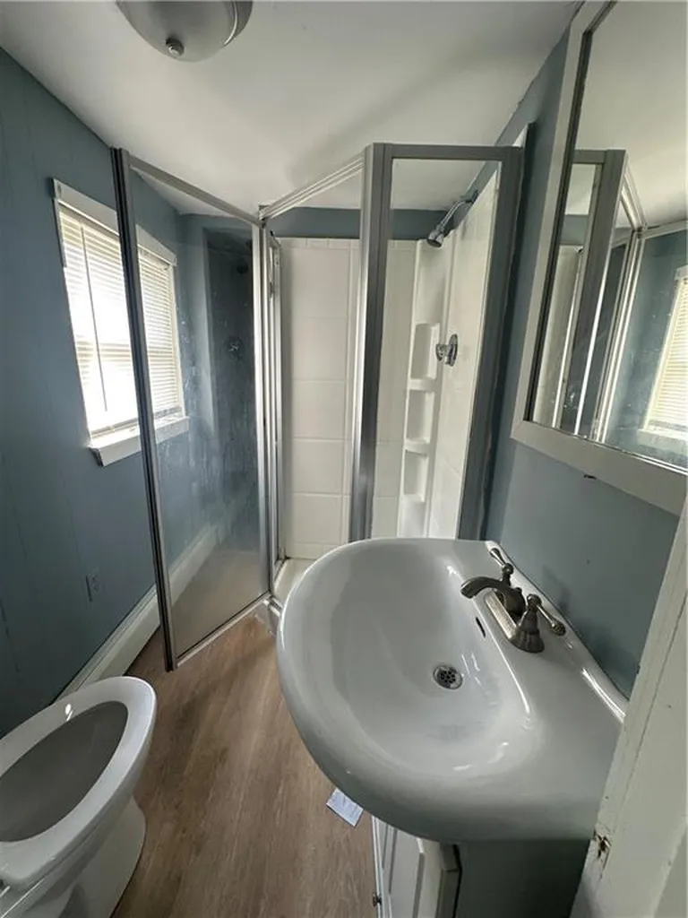 107 Earl Street West Warwick RI 02893