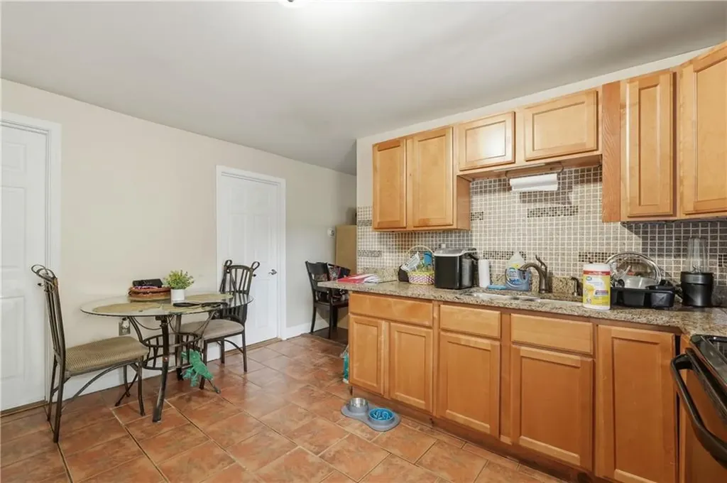 24 Wilson Street Providence RI 02907