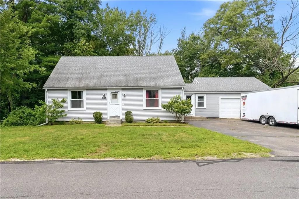 917 Woonsocket Hill Road North Smithfield RI 02896