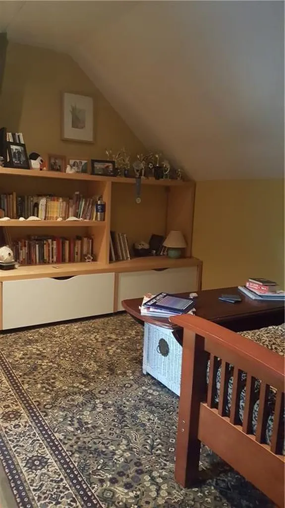92 Fales Avenue Barrington RI 02806