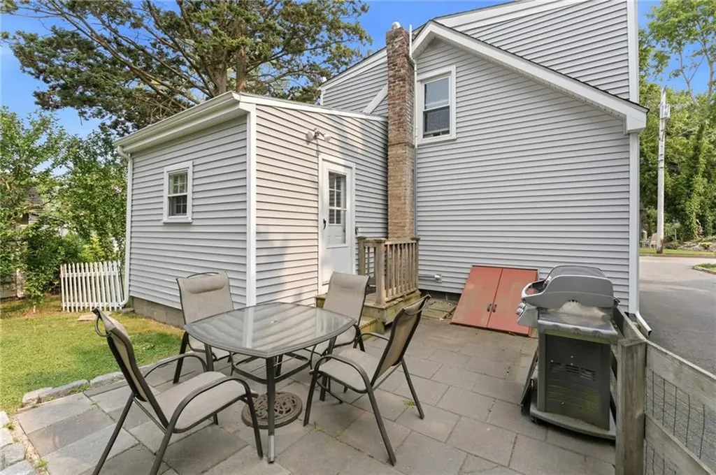 34 Platt Street Bristol RI 02809
