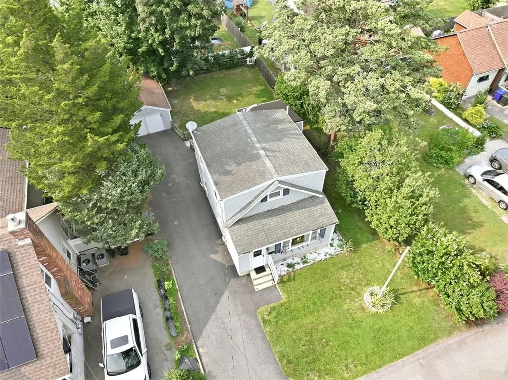 34 Platt Street Bristol RI 02809