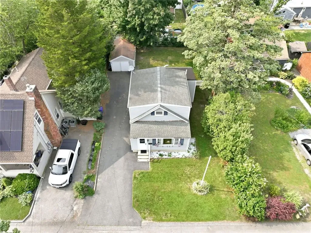 34 Platt Street Bristol RI 02809