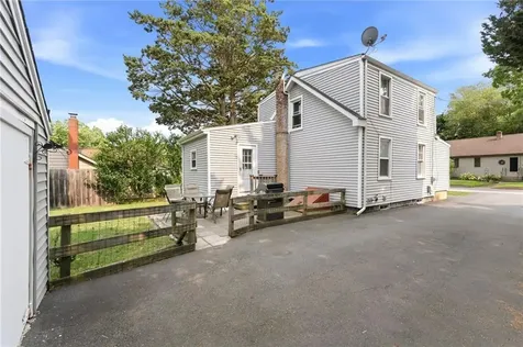 34 Platt Street Bristol RI 02809