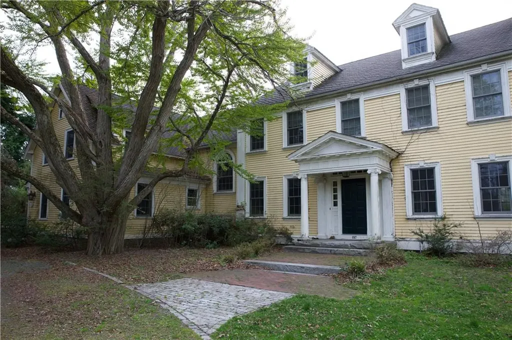 197 Rumstick Road Barrington RI 02806