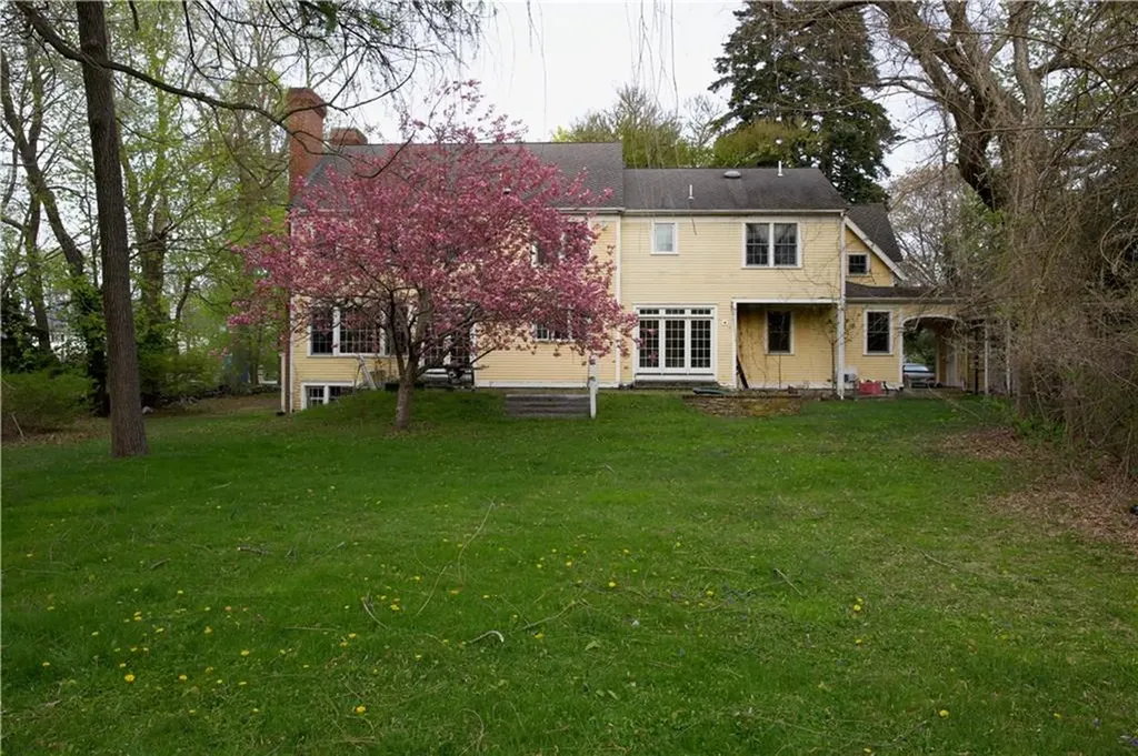 197 Rumstick Road Barrington RI 02806