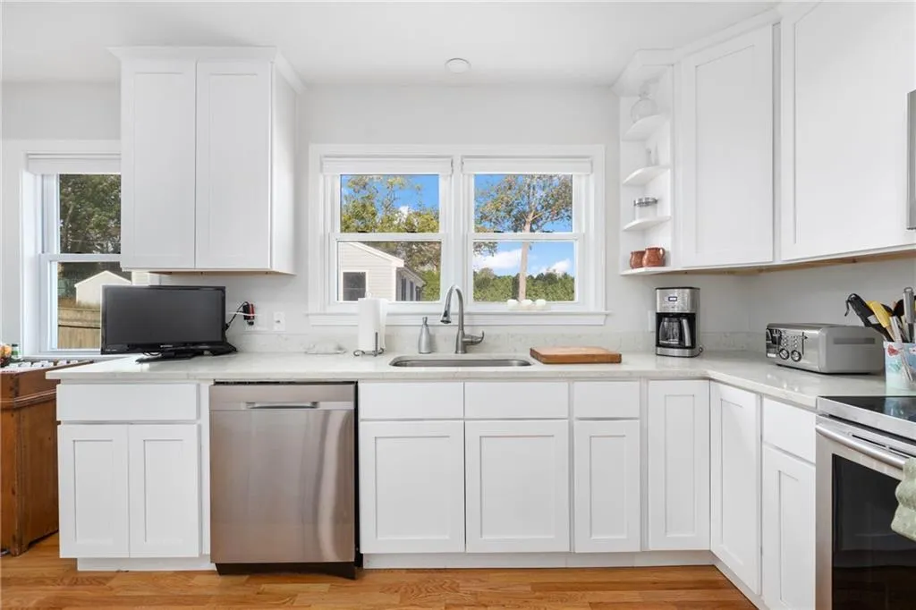 6 Cliff Terrace Newport RI 02840