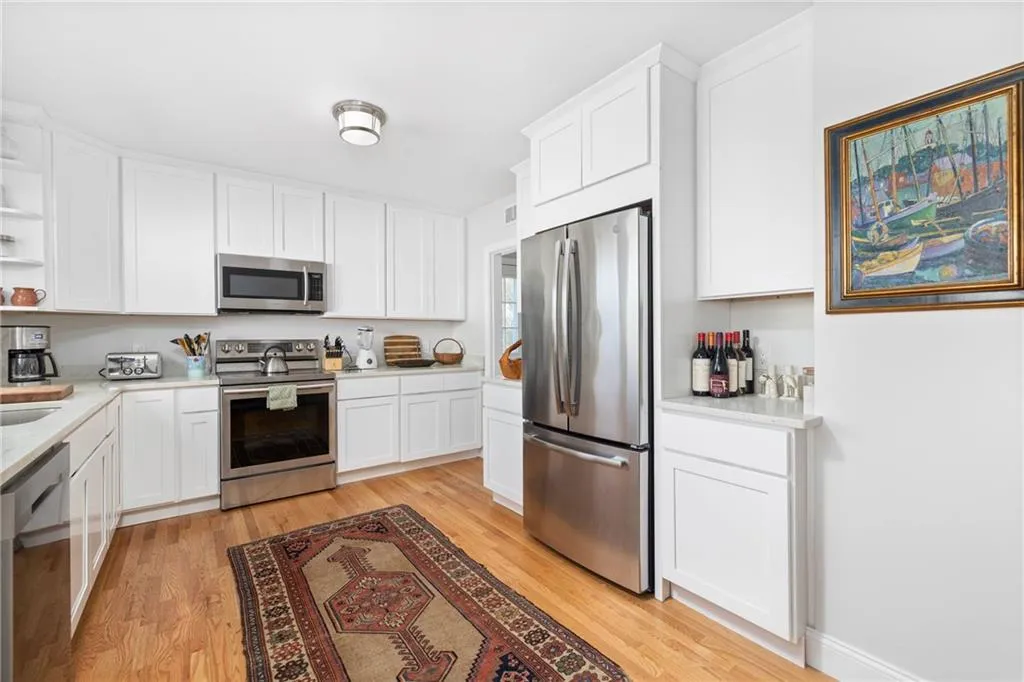 6 Cliff Terrace Newport RI 02840