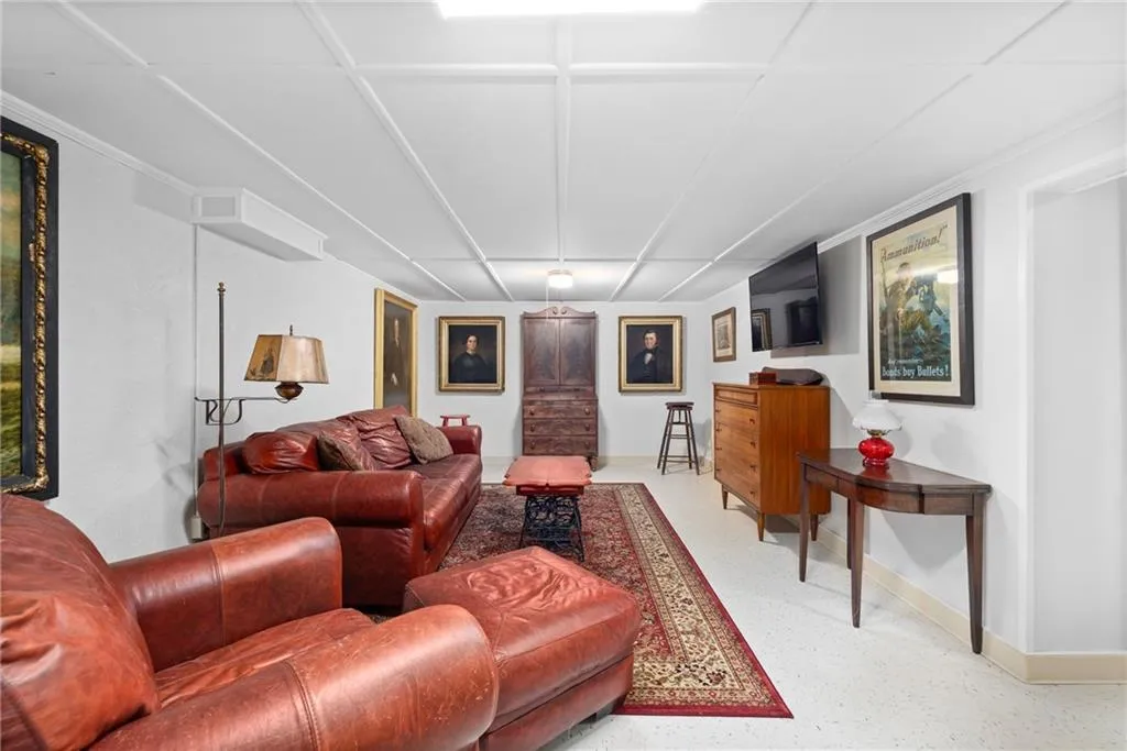 6 Cliff Terrace Newport RI 02840