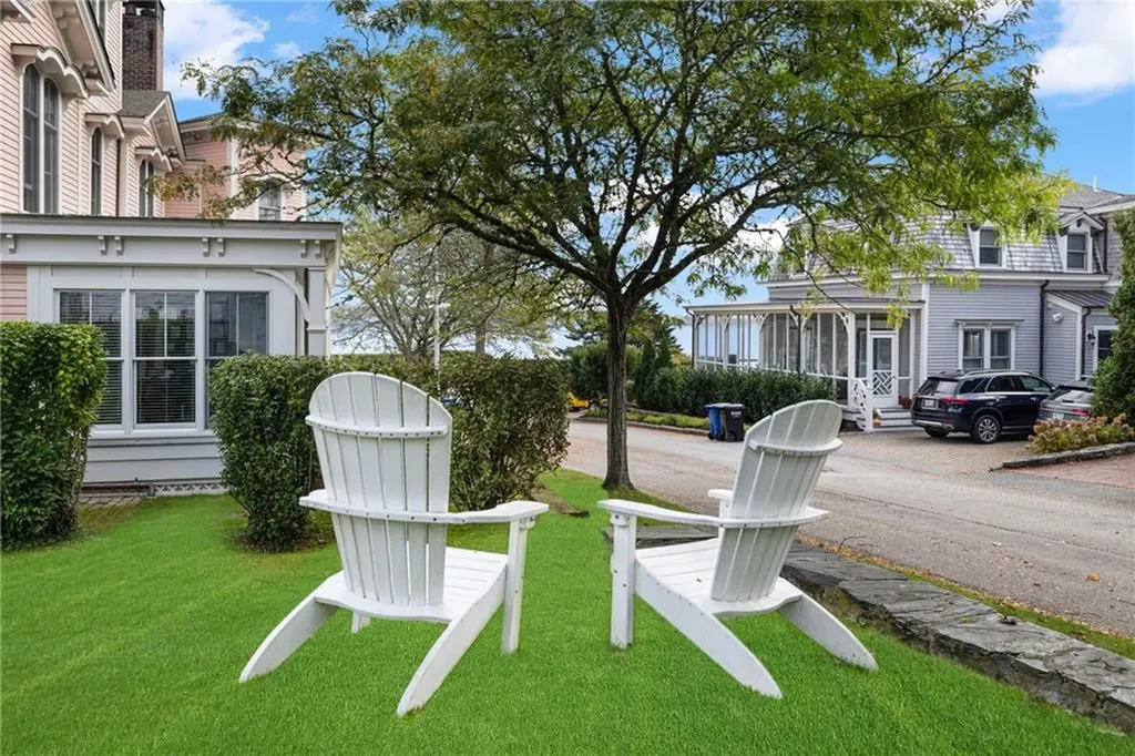 6 Cliff Terrace Newport RI 02840