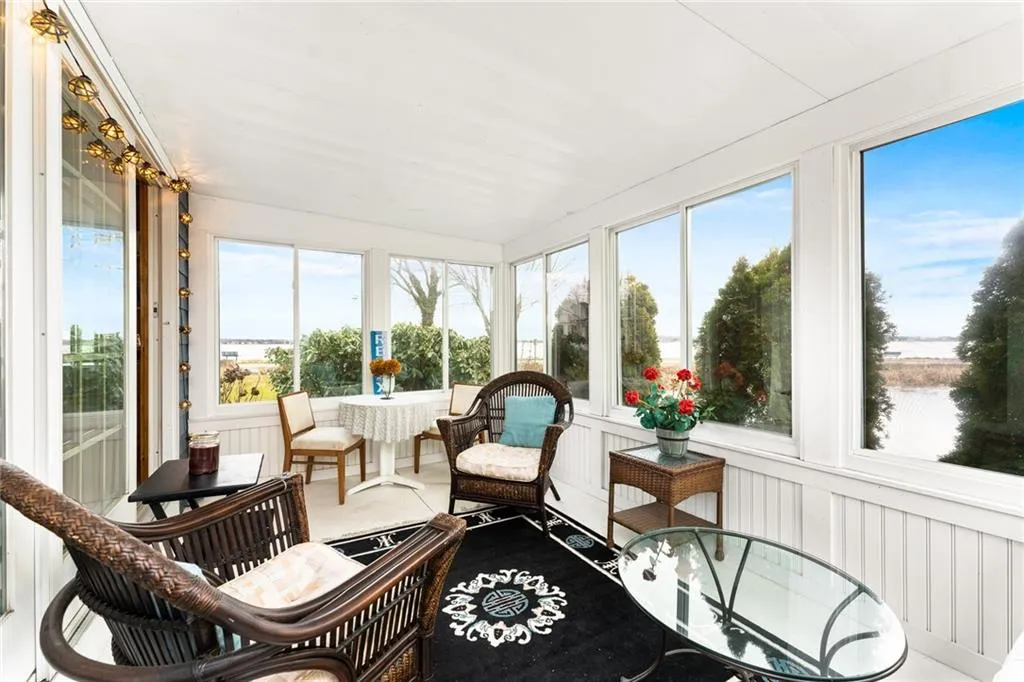 163 Beachwood Drive Warwick RI 02818
