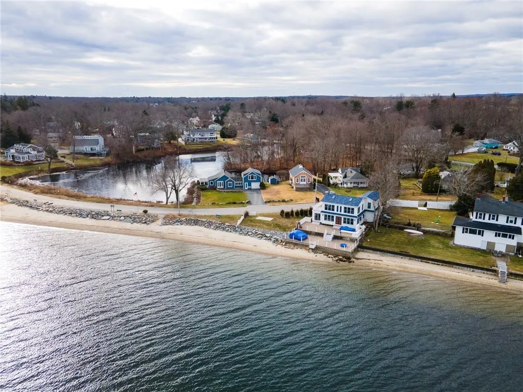 163 Beachwood Drive Warwick RI 02818