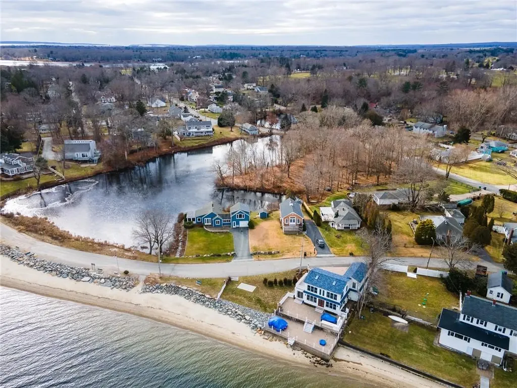 163 Beachwood Drive Warwick RI 02818