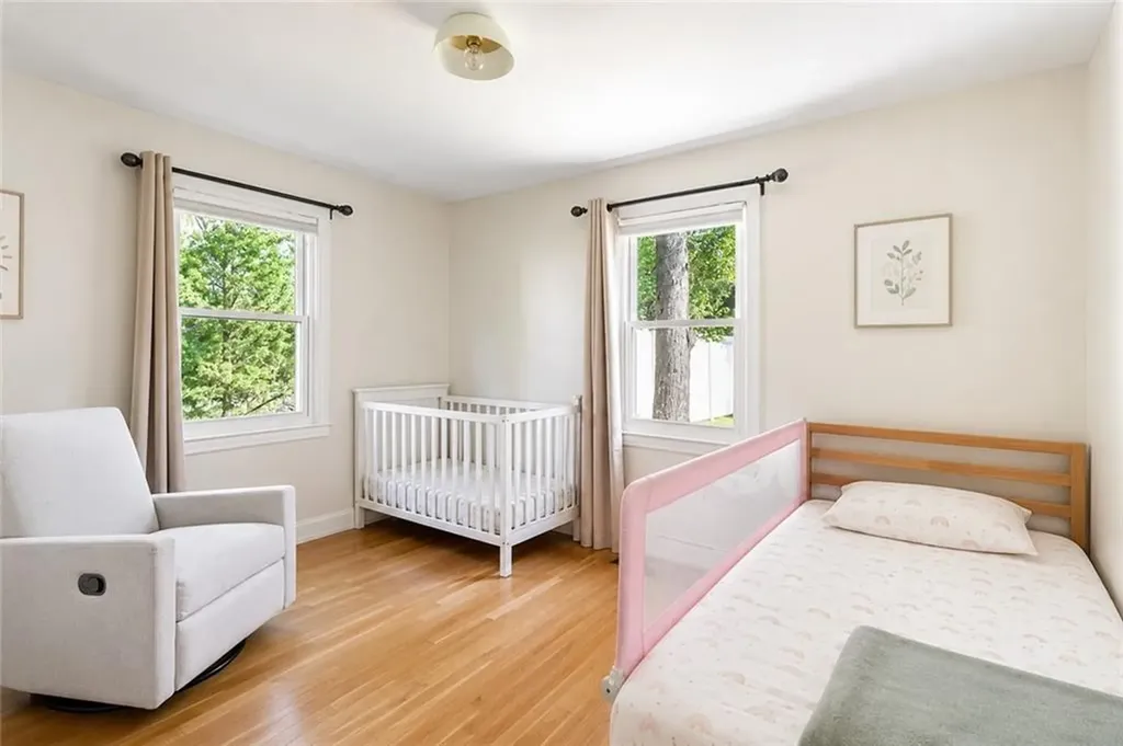 5 Interlocken Road East Providence RI 02914