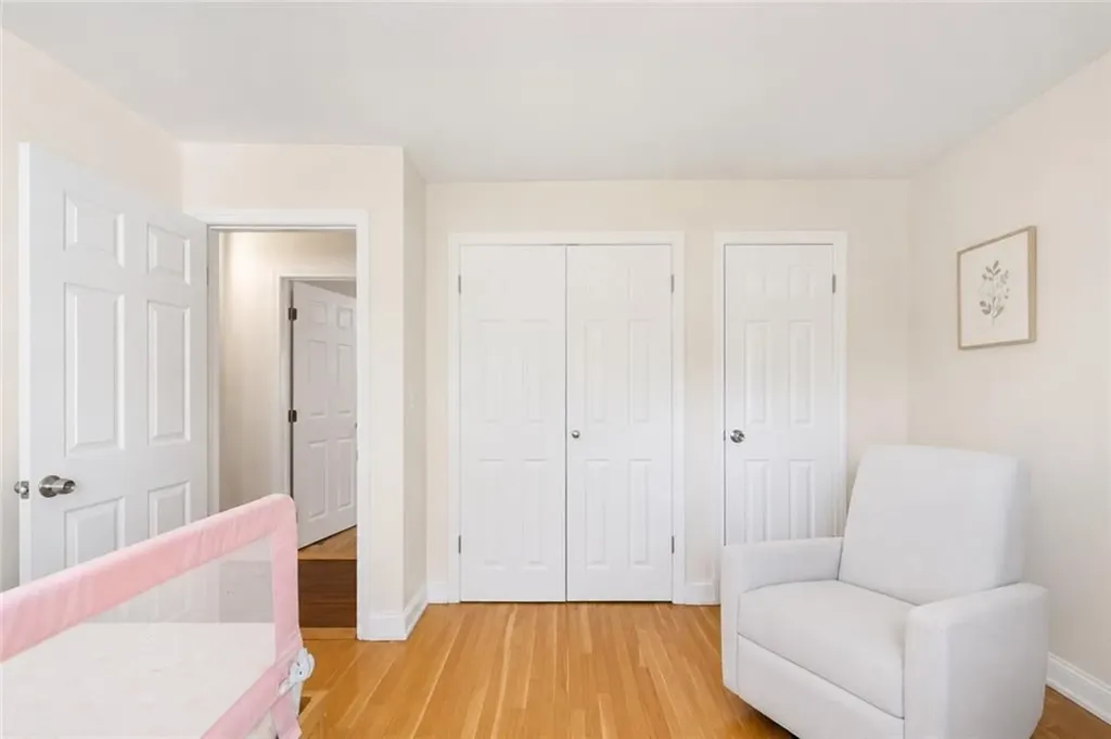 5 Interlocken Road East Providence RI 02914