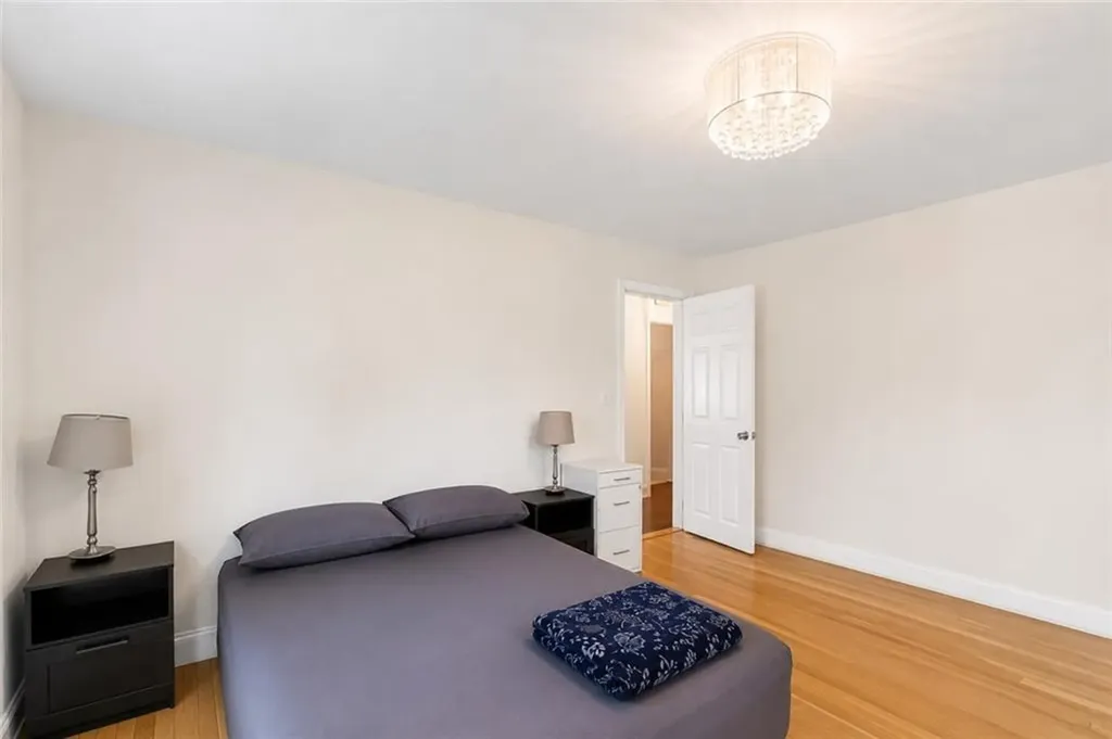 5 Interlocken Road East Providence RI 02914