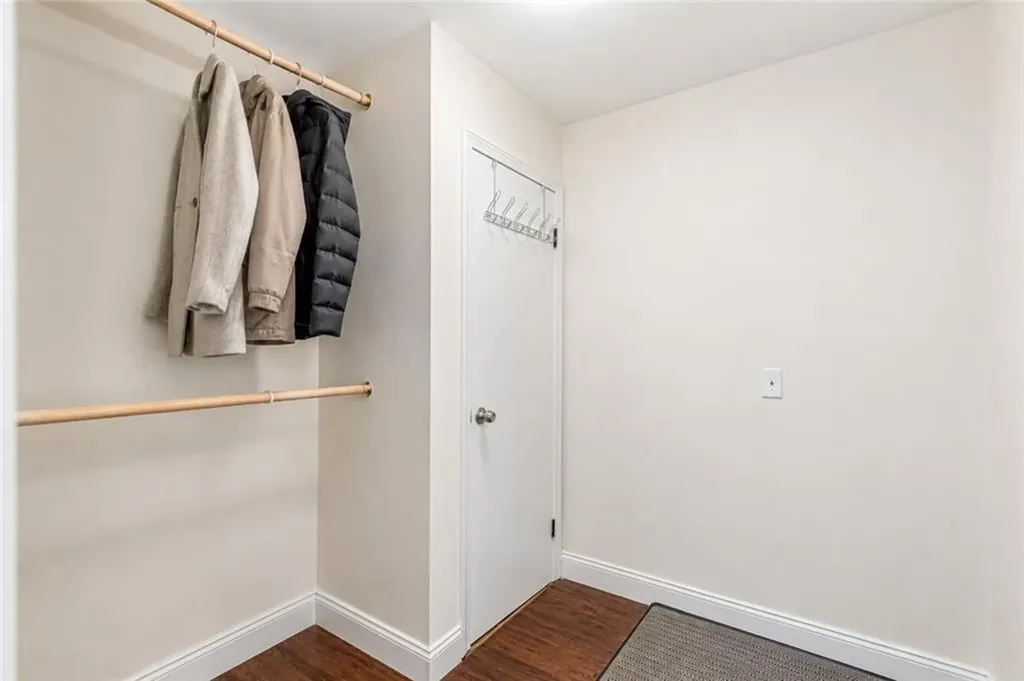 5 Interlocken Road East Providence RI 02914