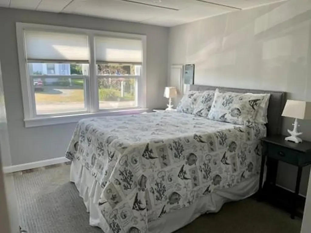 10 Stanton Avenue Narragansett RI 02882