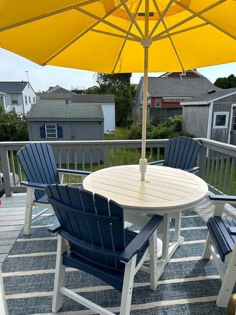 10 Stanton Avenue Narragansett RI 02882