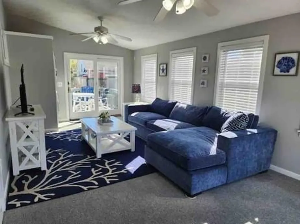 10 Stanton Avenue Narragansett RI 02882