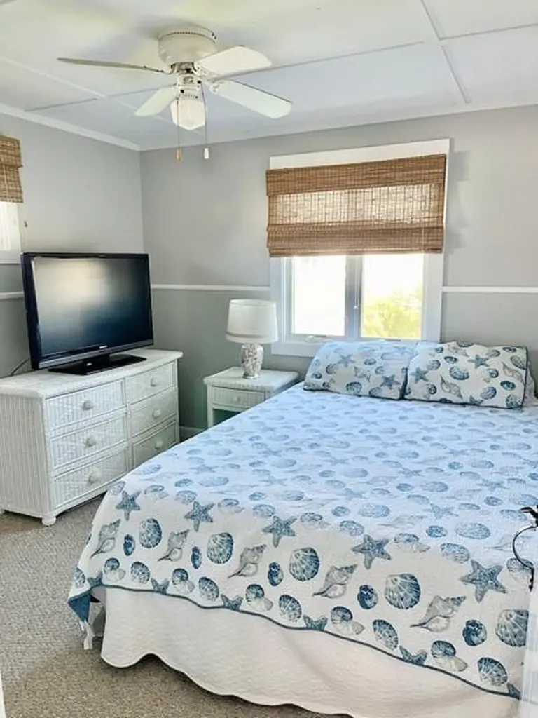 10 Stanton Avenue Narragansett RI 02882