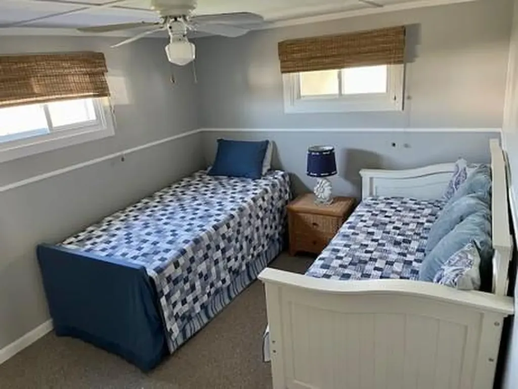10 Stanton Avenue Narragansett RI 02882