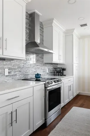 217 Hope Street Bristol RI 02809