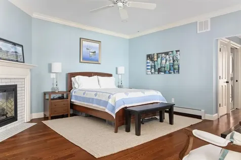 217 Hope Street Bristol RI 02809