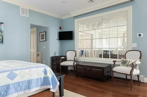 217 Hope Street Bristol RI 02809