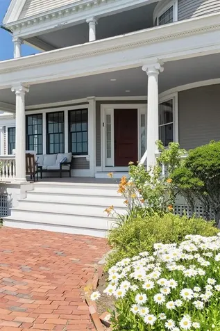 217 Hope Street Bristol RI 02809