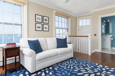 217 Hope Street Bristol RI 02809