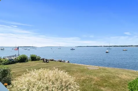 217 Hope Street Bristol RI 02809