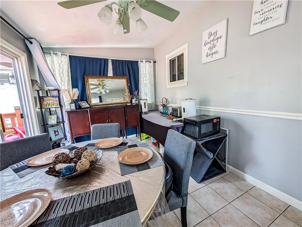 115 Davis Avenue Cranston RI 02910