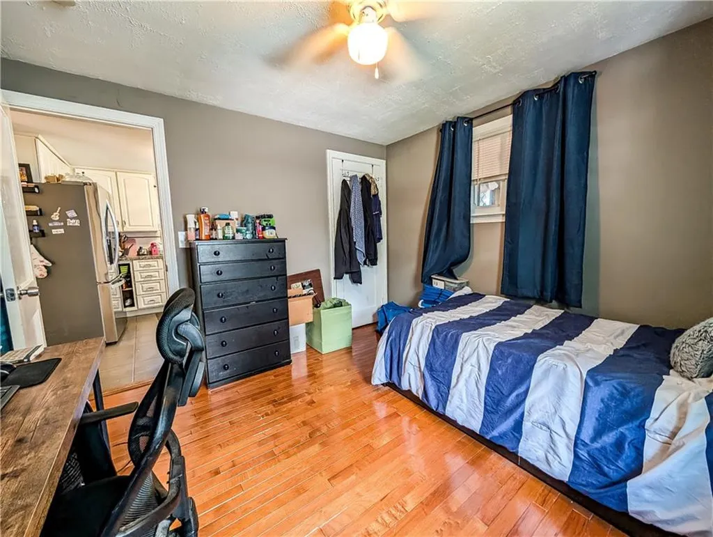 115 Davis Avenue Cranston RI 02910
