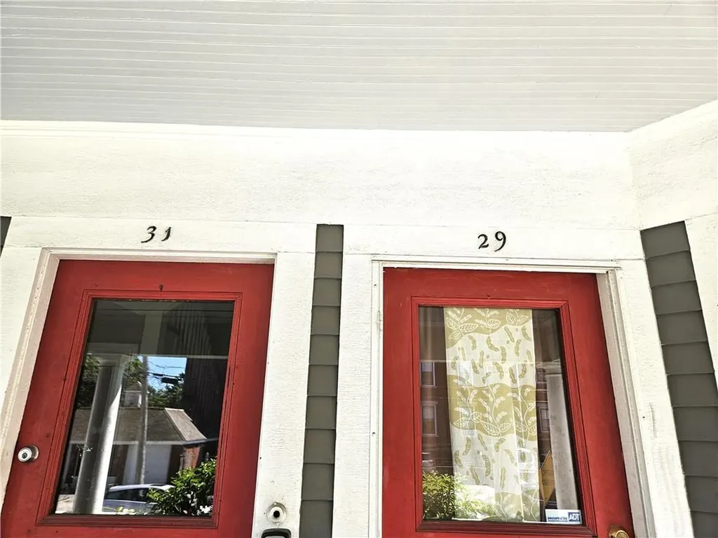 29 31 Laura Street Providence RI 02907