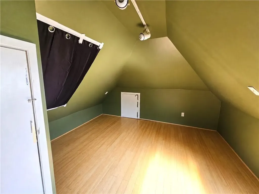 29 31 Laura Street Providence RI 02907