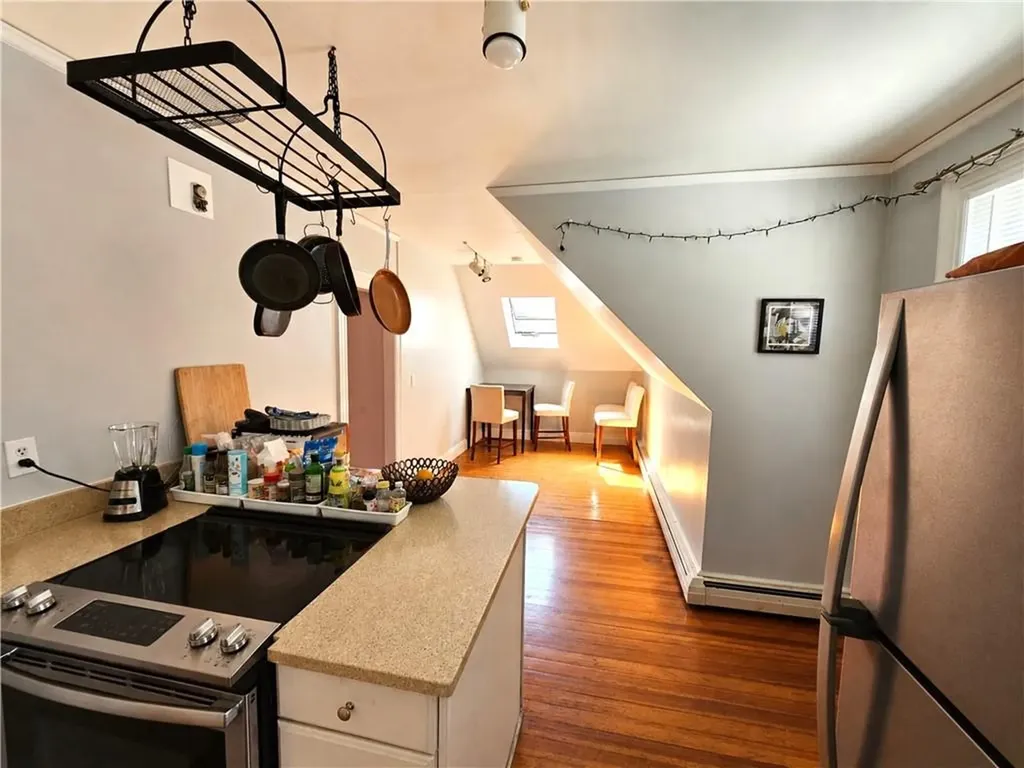 29 31 Laura Street Providence RI 02907