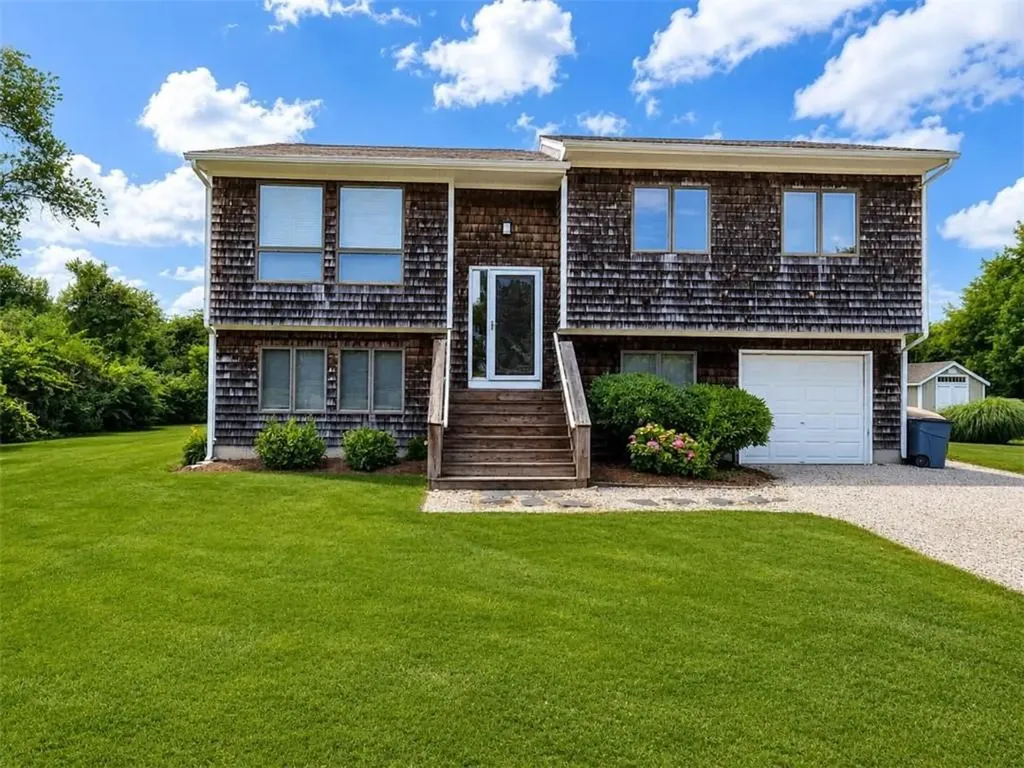 42 Jamestown Boulevard Narragansett RI 02882